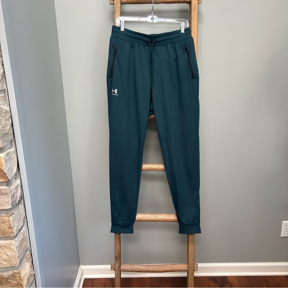 Men’s Under Armour size L green joggers